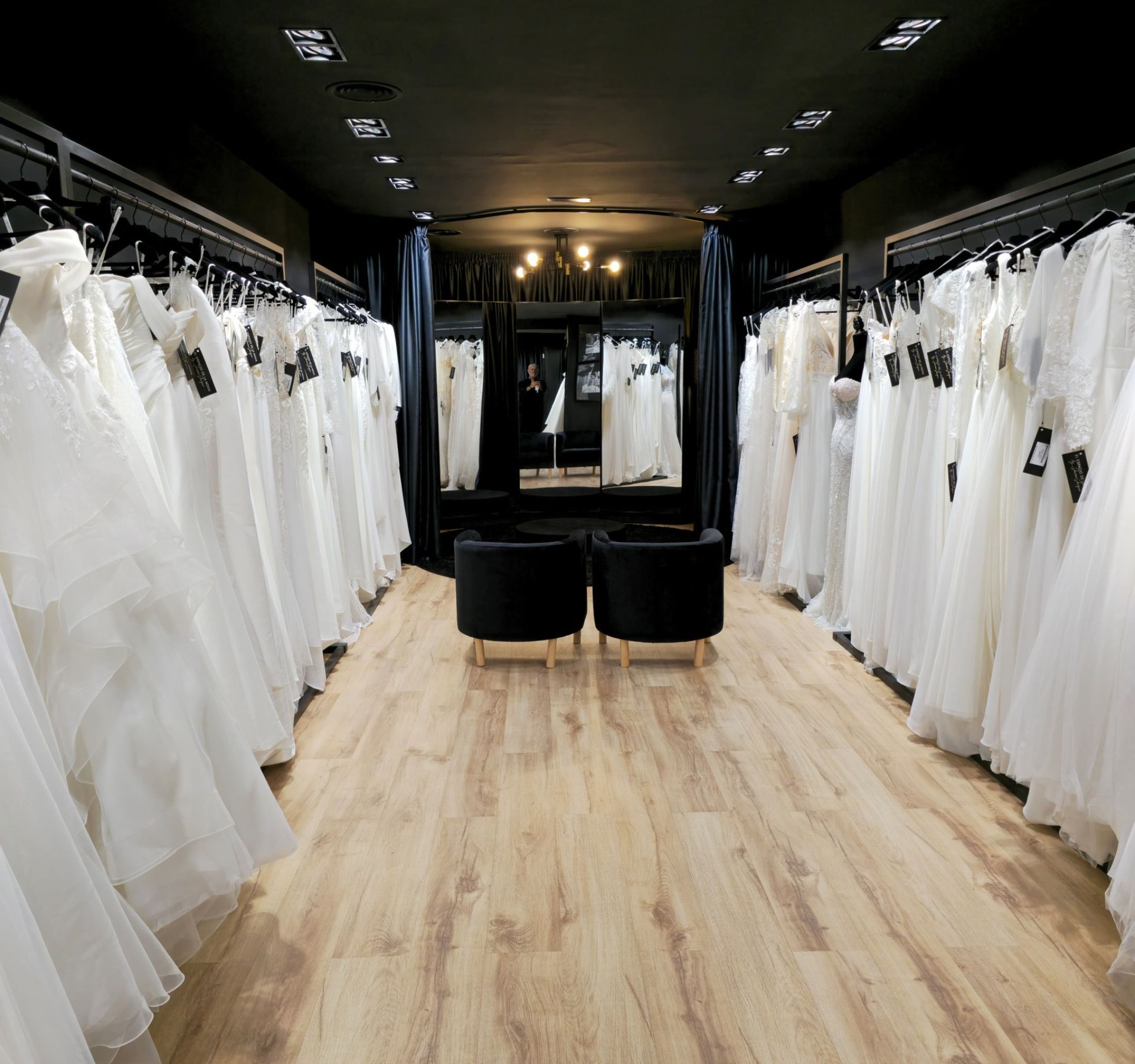 Interior de la boutique El Espacio de la Novia